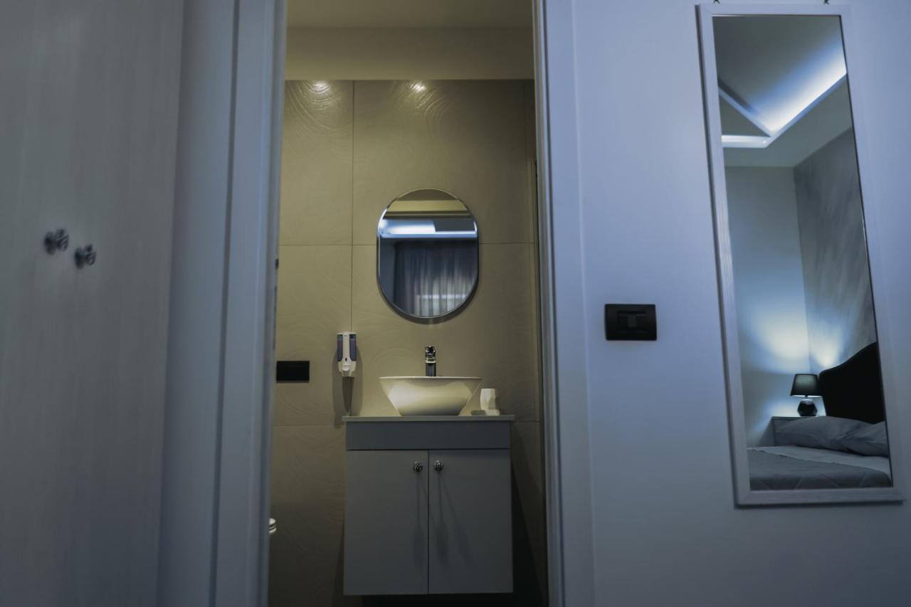 Dl Luxury B&B Napoli Eksteriør billede